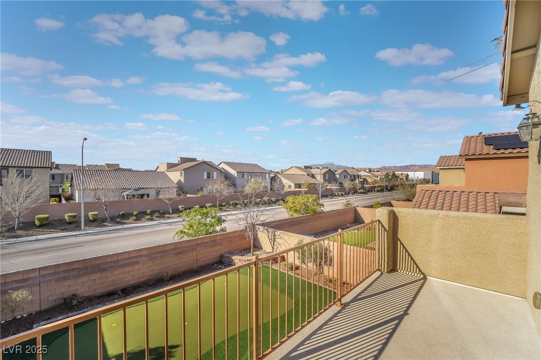 8103 LENNOX VIEW Lane