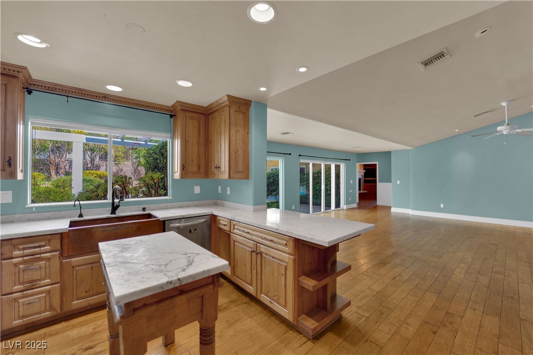 2825 Brianwood Court