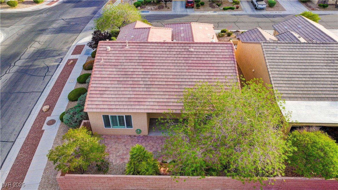 7556 Wingspread Street