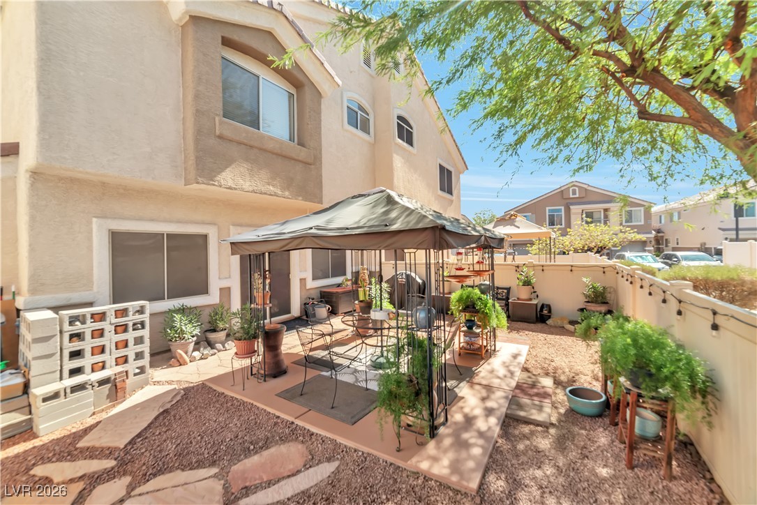 3505 Hazelnut Pine Place 2
