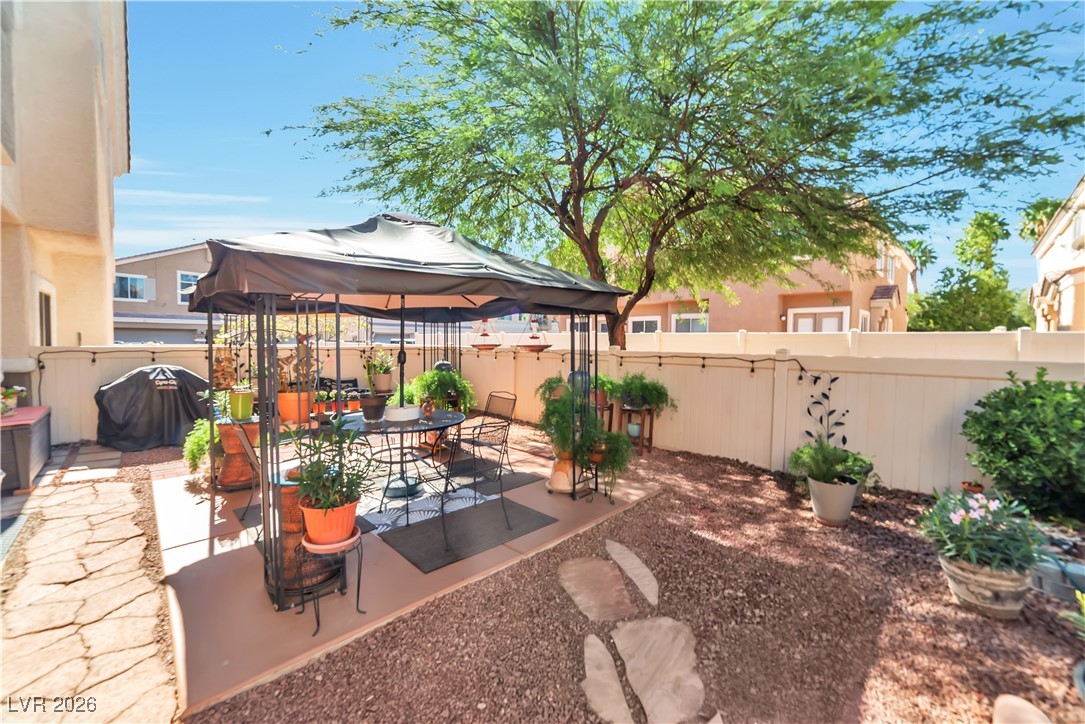 3505 Hazelnut Pine Place 2