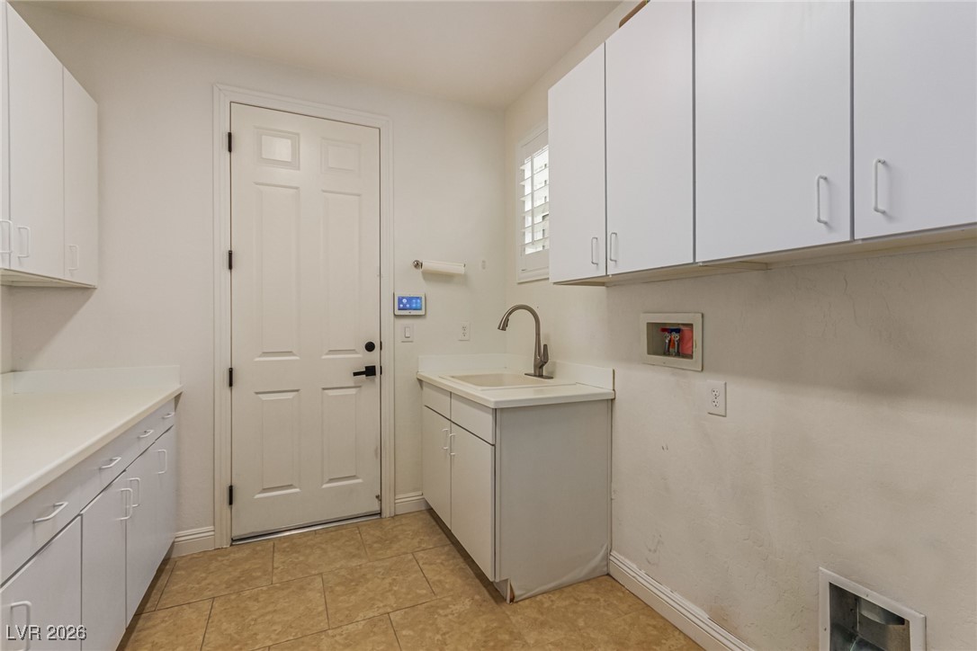 8560 Grand Palms Circle
