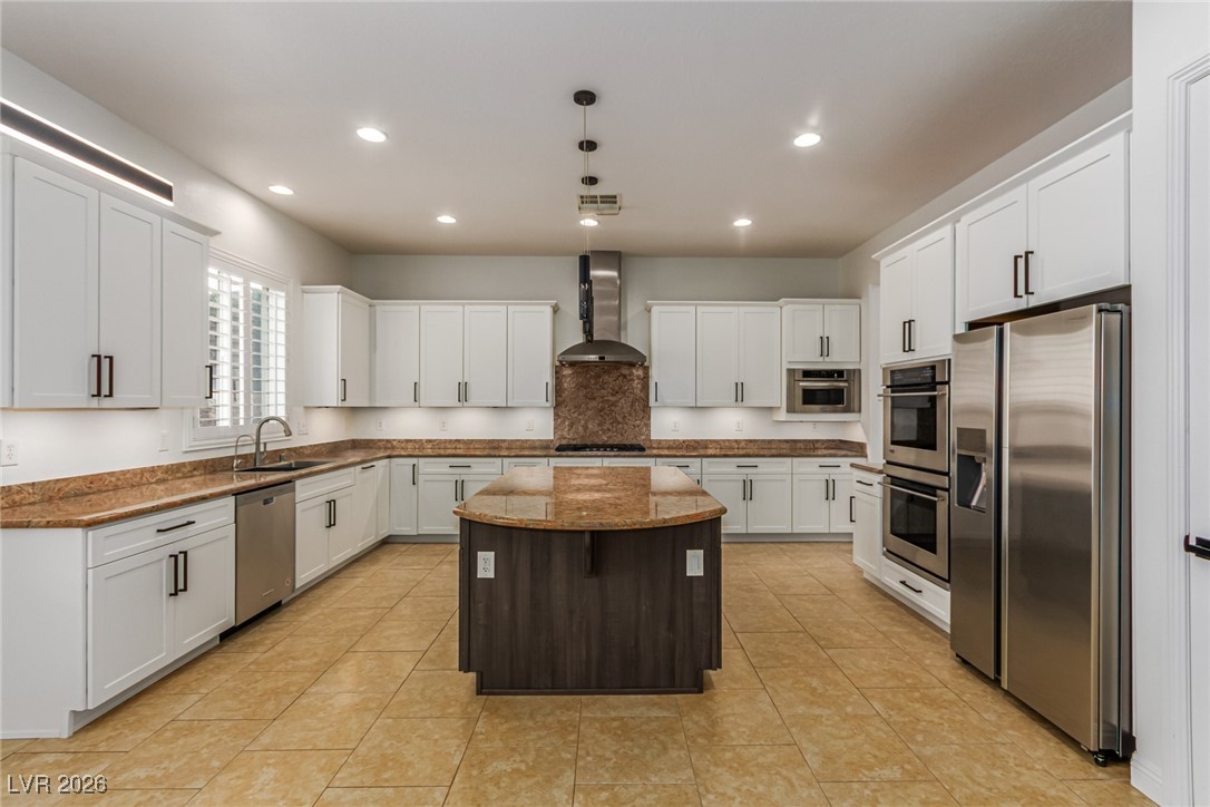 8560 Grand Palms Circle