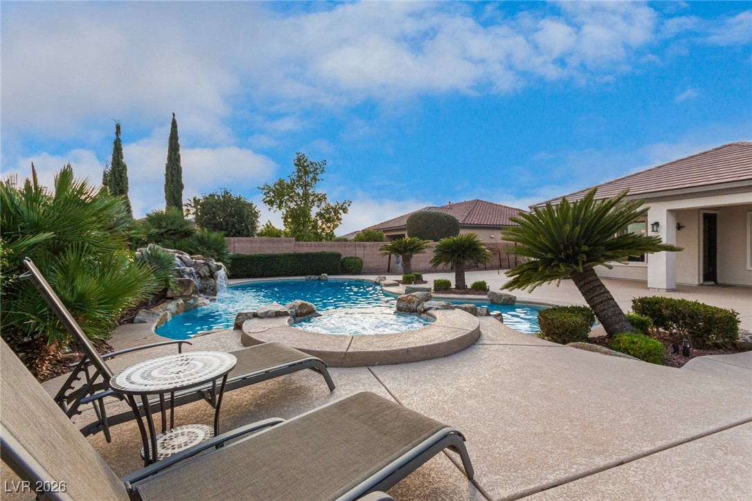 8560 Grand Palms Circle