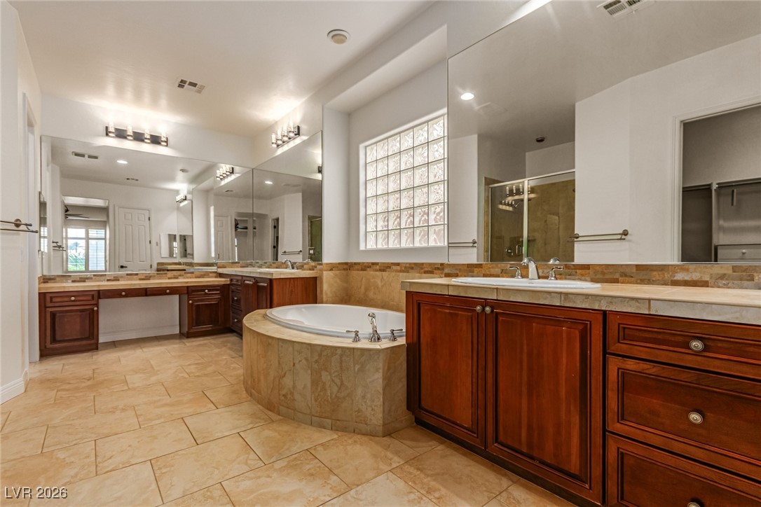 8560 Grand Palms Circle