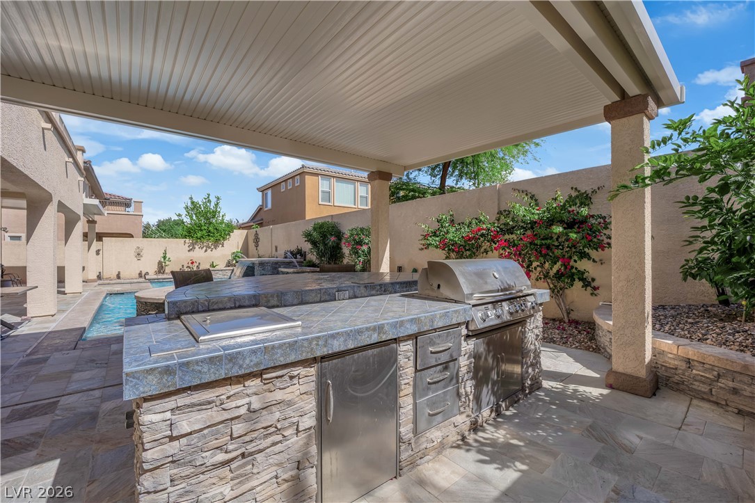 481 Las Alturas Avenue