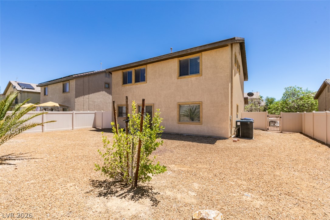 3320 Carolina Moon Avenue
