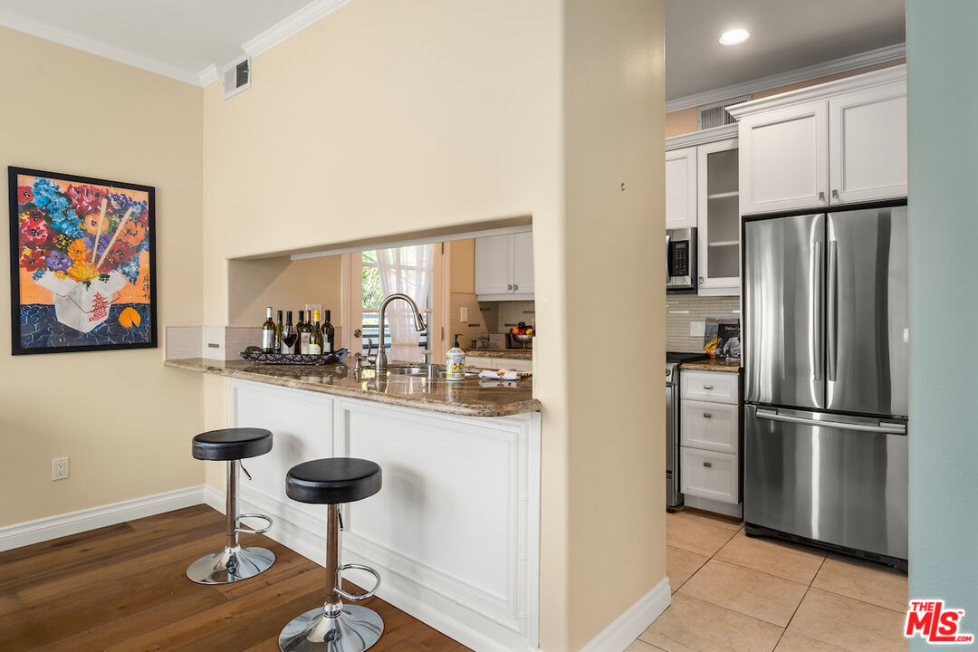 1800 Butler Ave Unit: 102