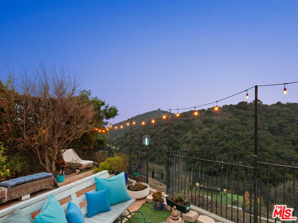 2113 Stoney Hill Rd