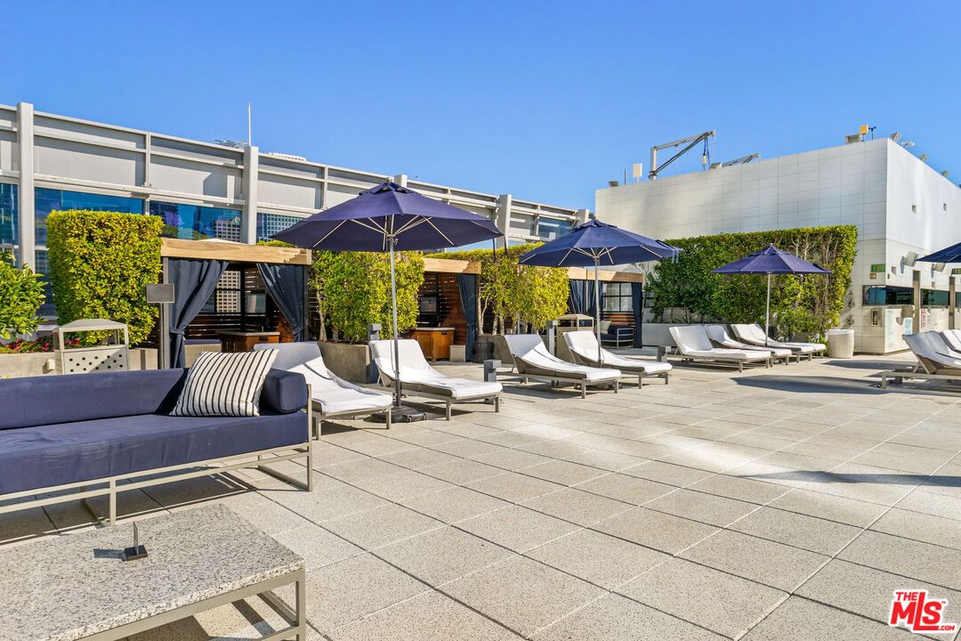 900 W Olympic Blvd Unit: 31C