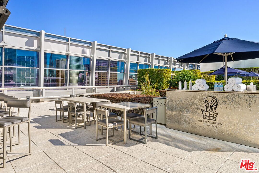 900 W Olympic Blvd Unit: 31C