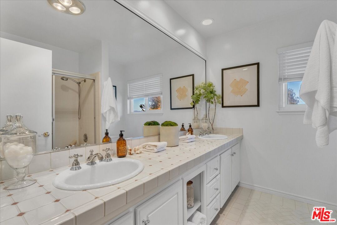 3660 Ballina Canyon Rd