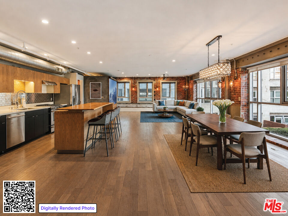 527 Molino St Unit: 202