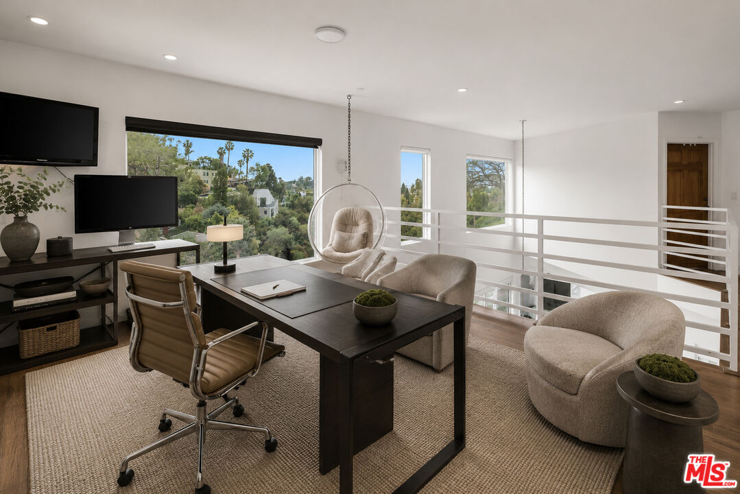 2350 San Marco Dr
