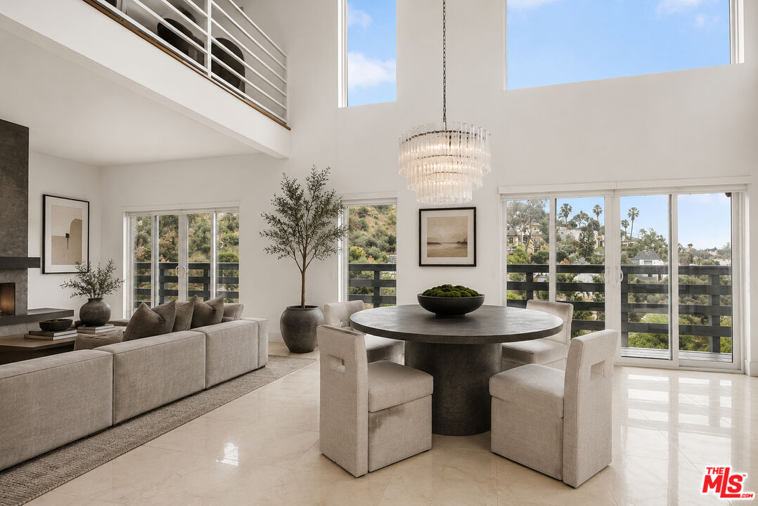 2350 San Marco Dr