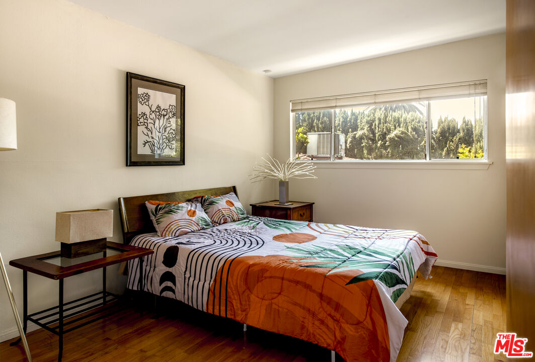 3262 Dos Palos Dr