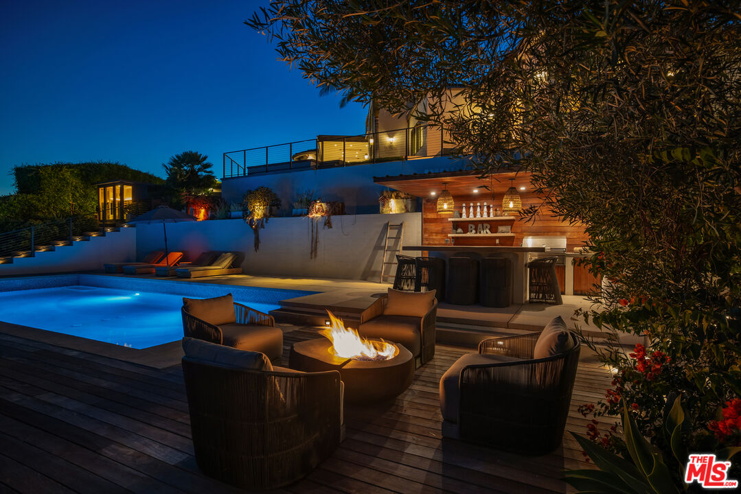 6271 Zuma Mesa Dr