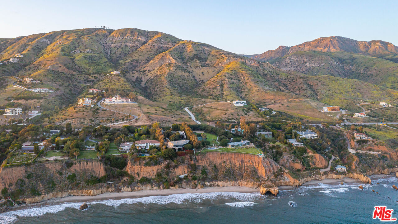 4130 Encinal Canyon Rd