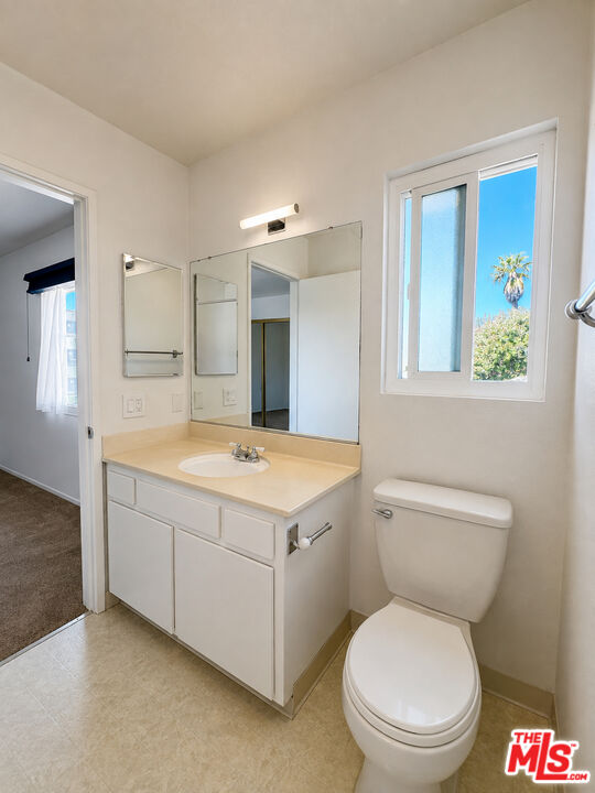 3668 Hughes Ave Unit: 1