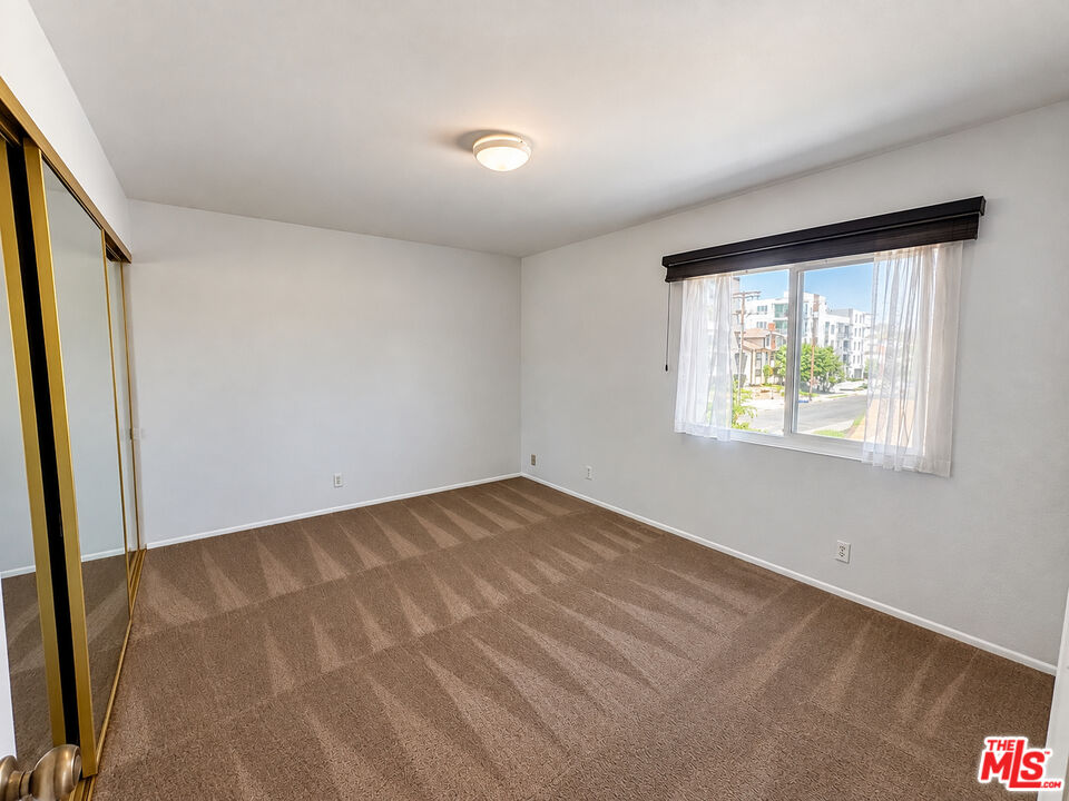 3668 Hughes Ave Unit: 1