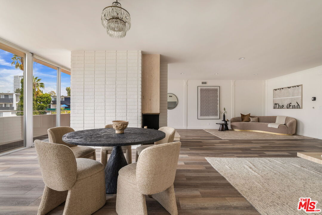 1333 S Beverly Glen Blvd Unit: 405