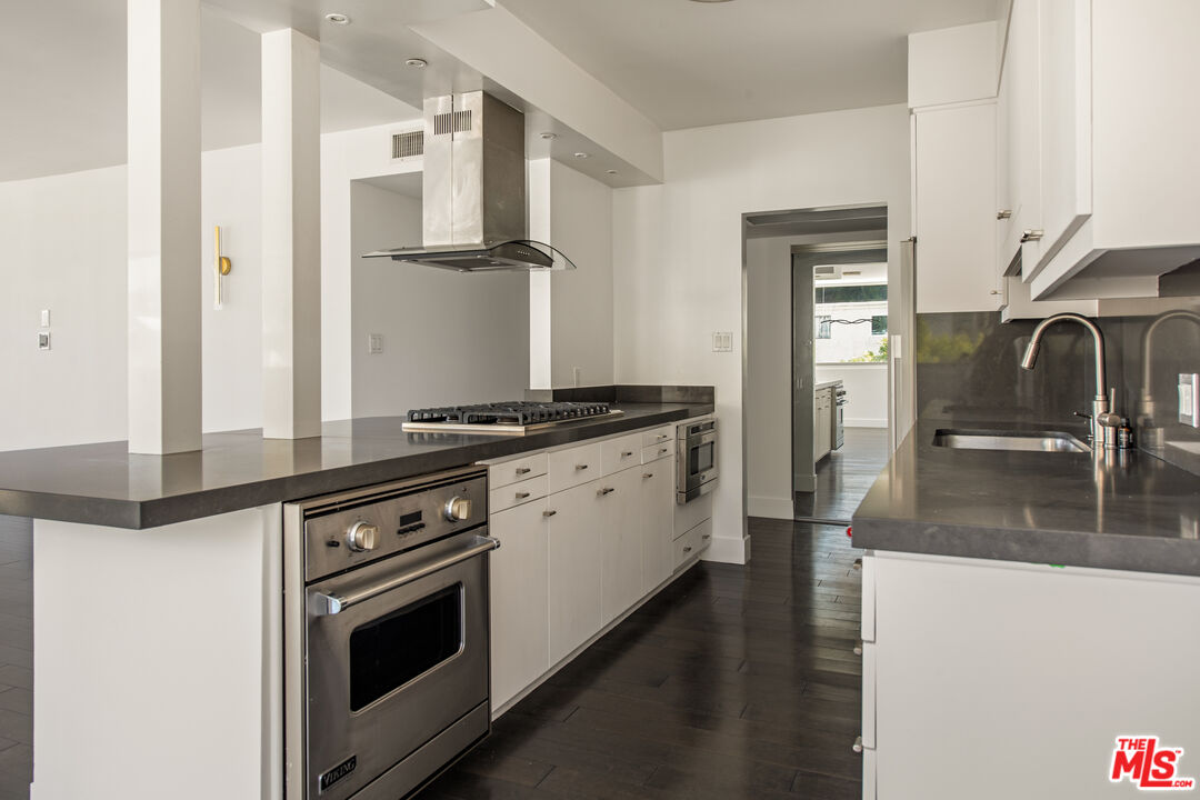 8787 Shoreham Dr Unit: 604