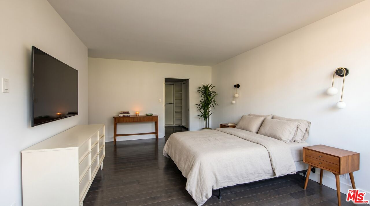 8787 Shoreham Dr Unit: 604
