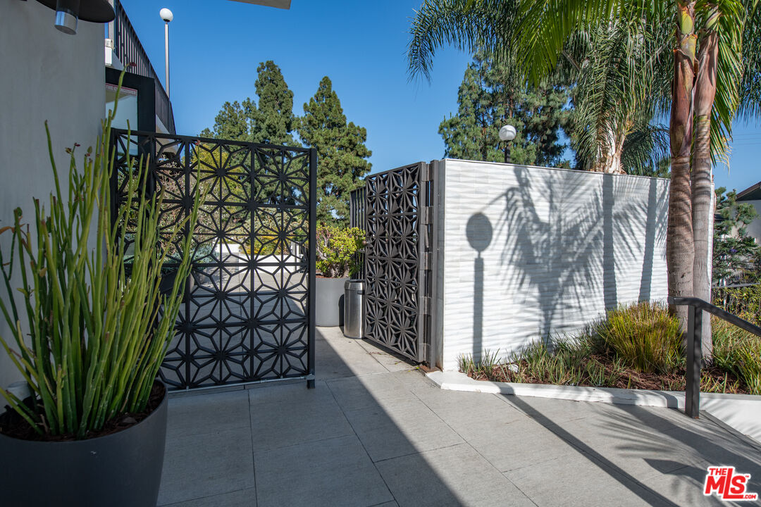 8787 Shoreham Dr Unit: 604