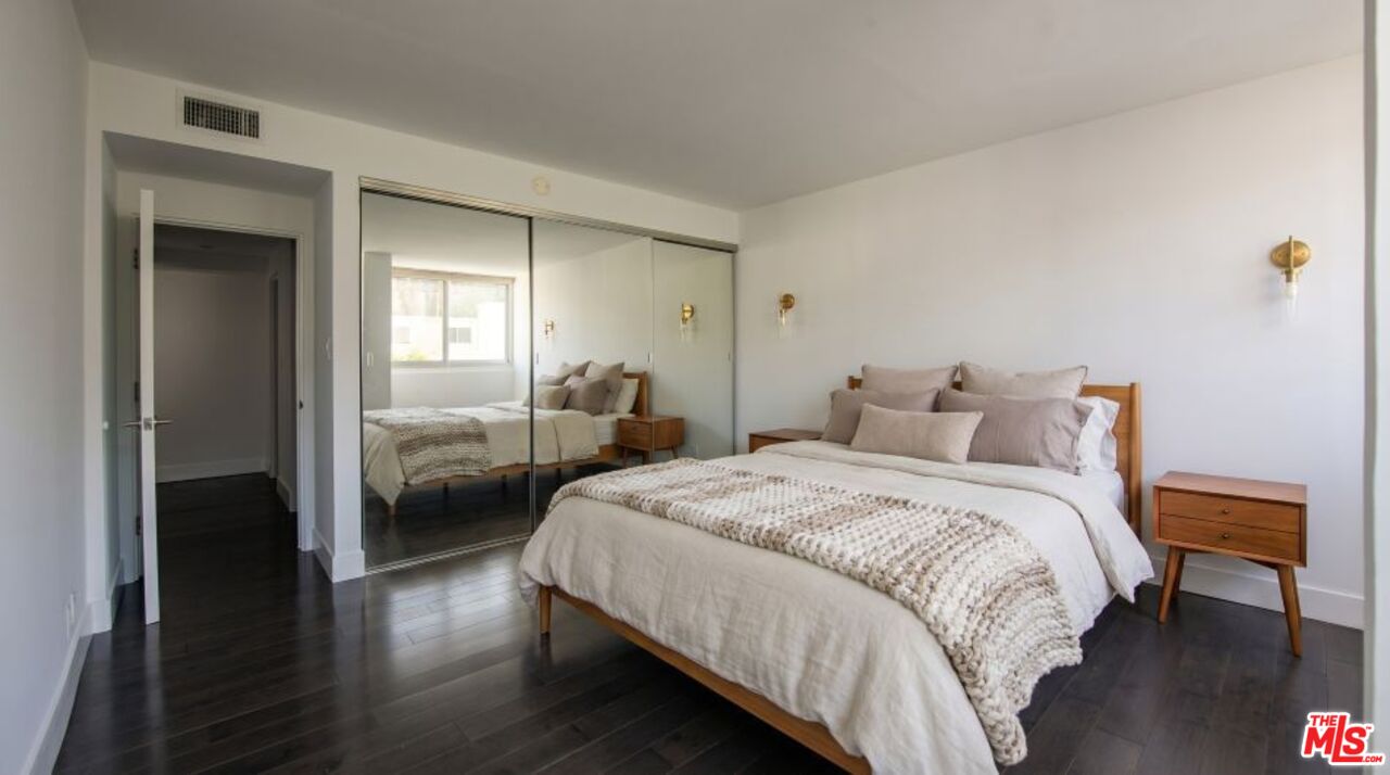 8787 Shoreham Dr Unit: 604