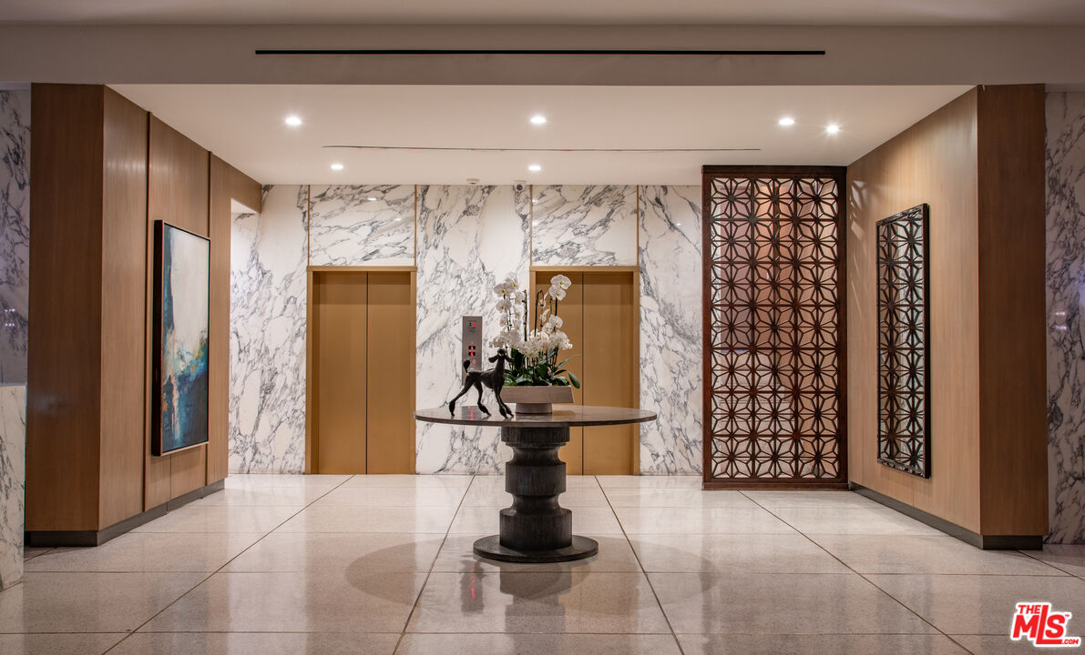 8787 Shoreham Dr Unit: 604