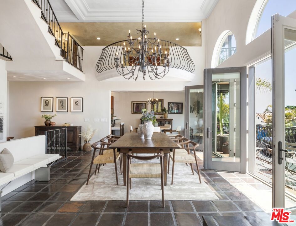 6383 Quebec Dr