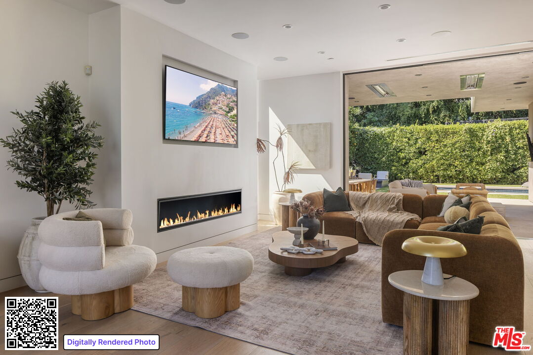 1845 Coldwater Canyon Dr