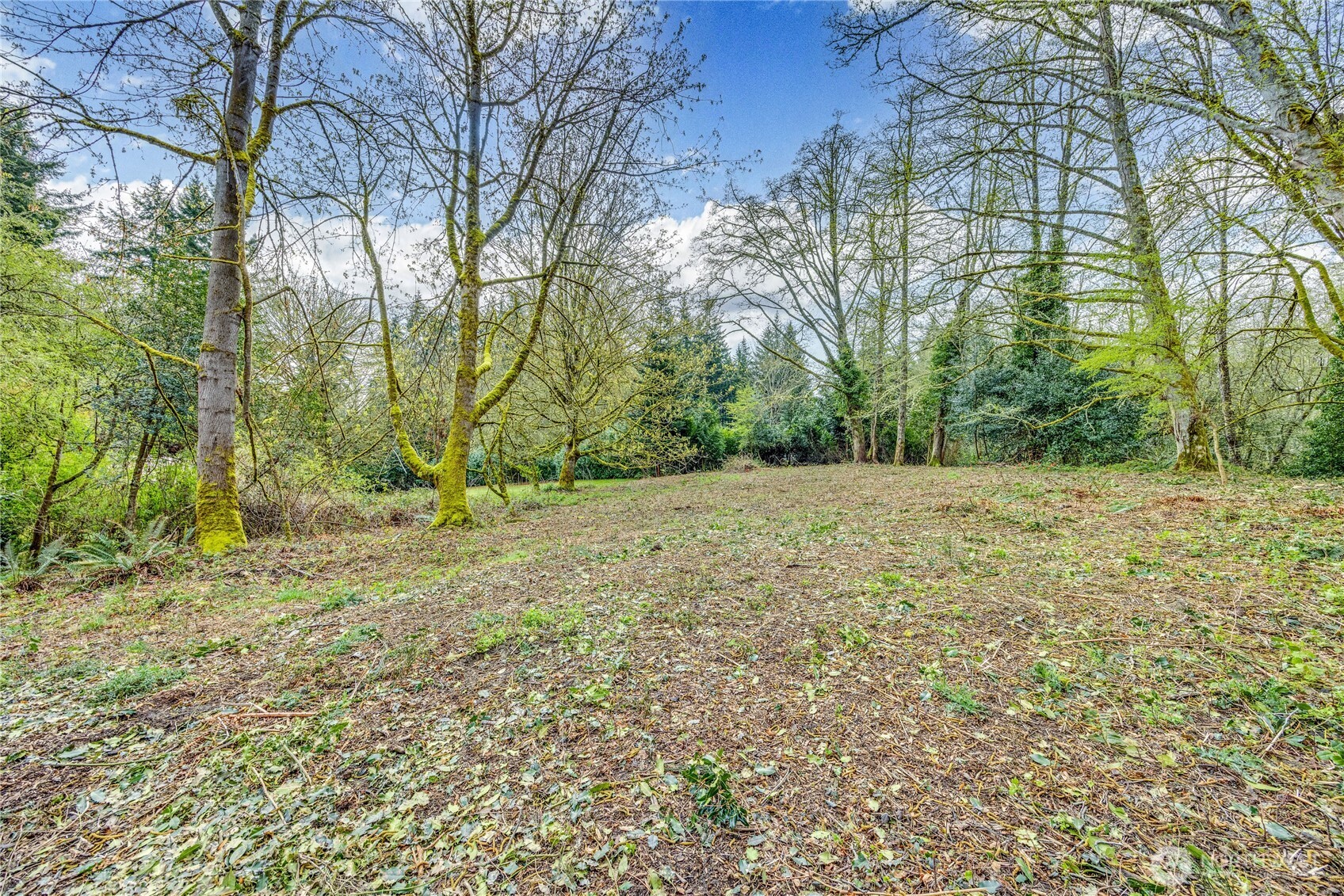 9811 NE Rose Trail Lane