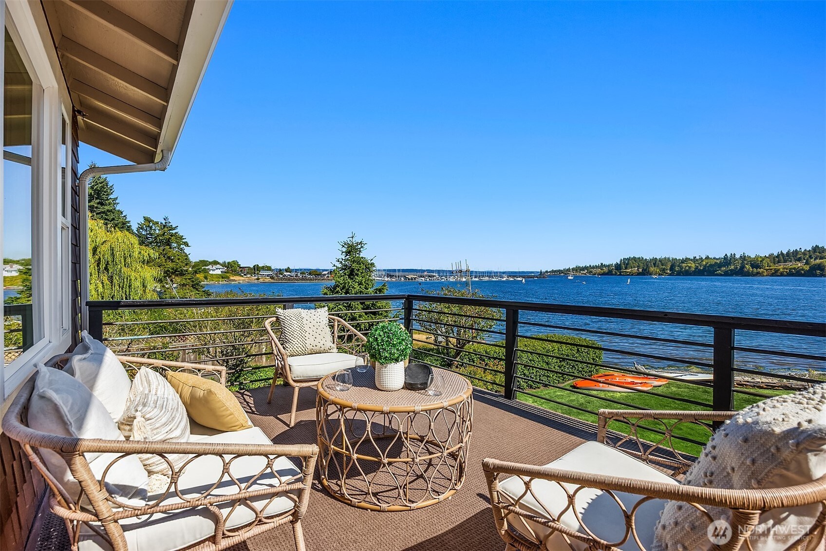 10809 NE West Kingston Road