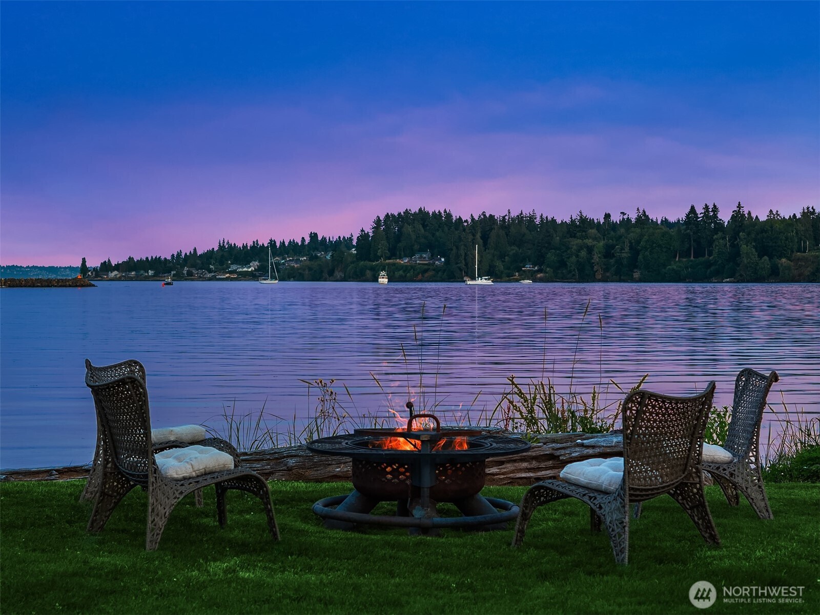 10809 NE West Kingston Road