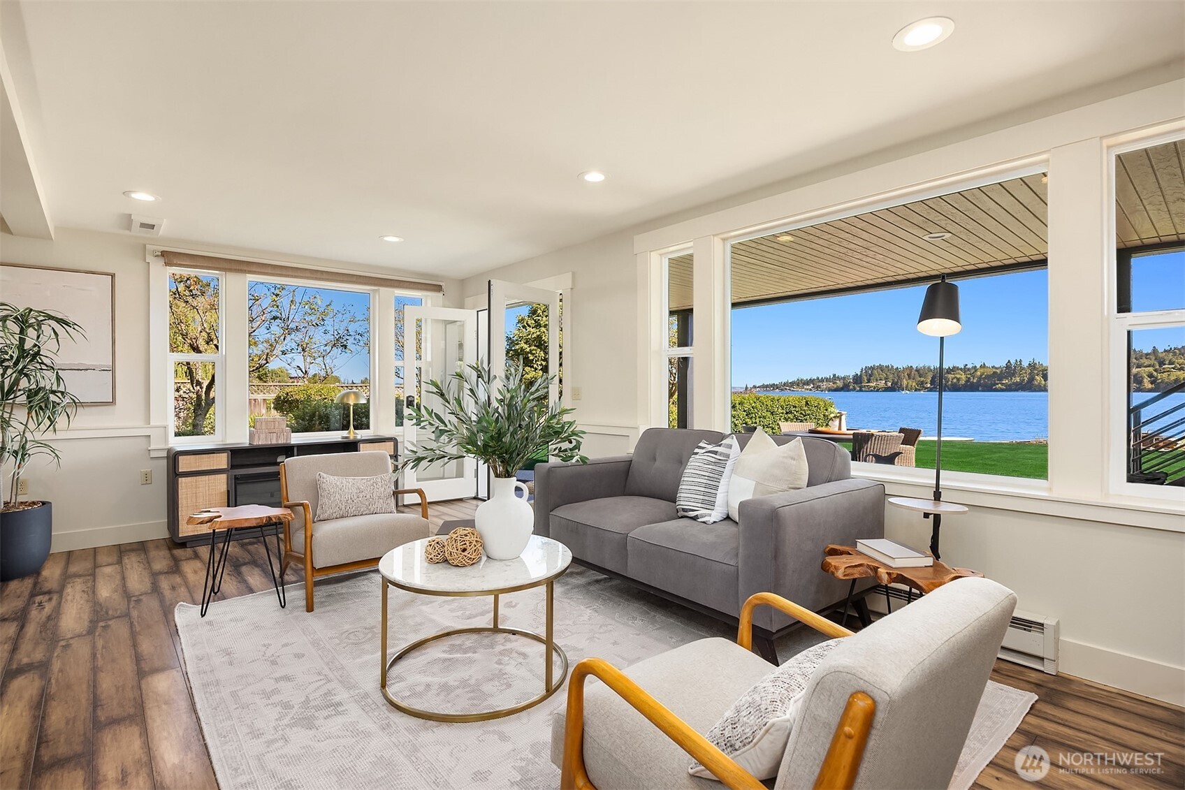 10809 NE West Kingston Road