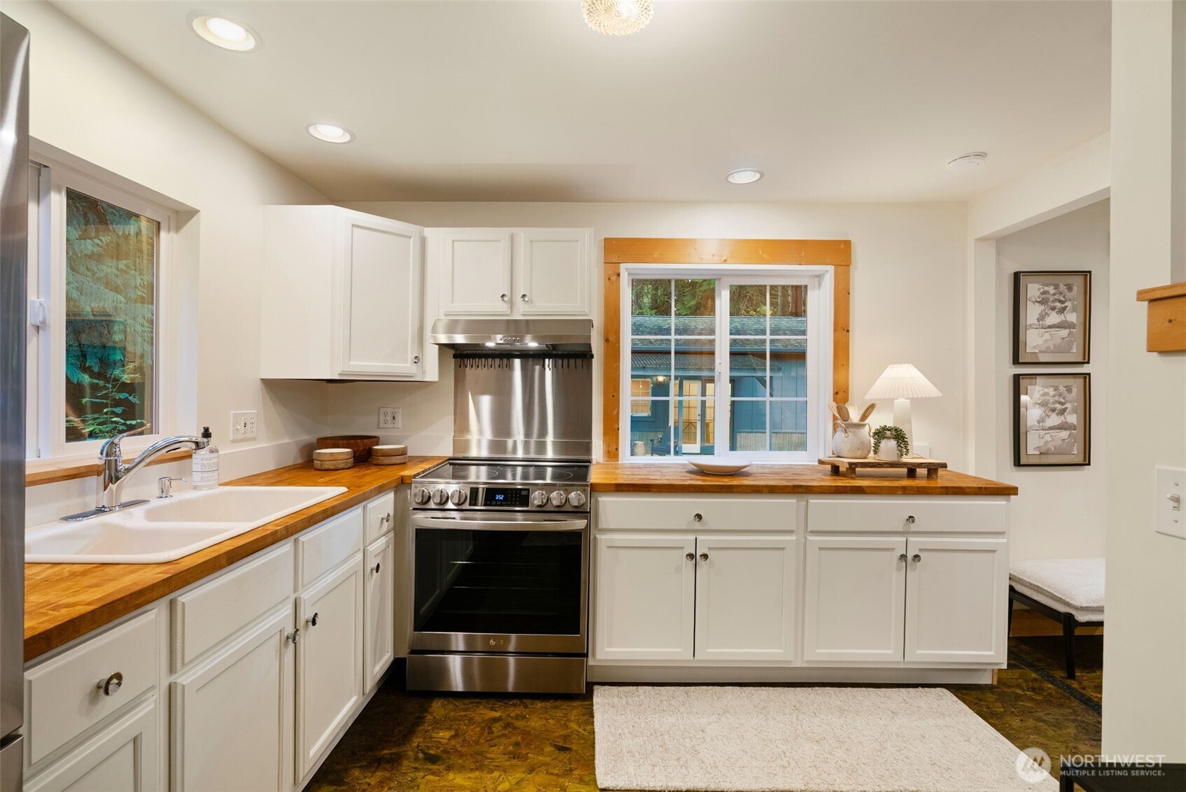 20710 Kitsap Street NE