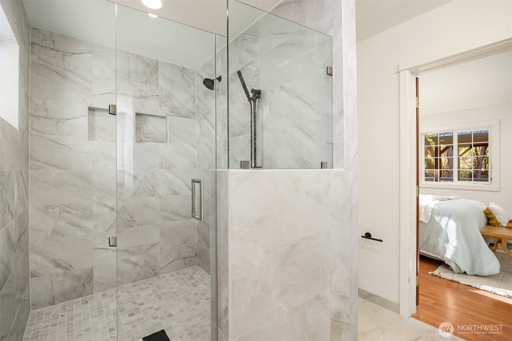 14440 Sunrise Drive NE