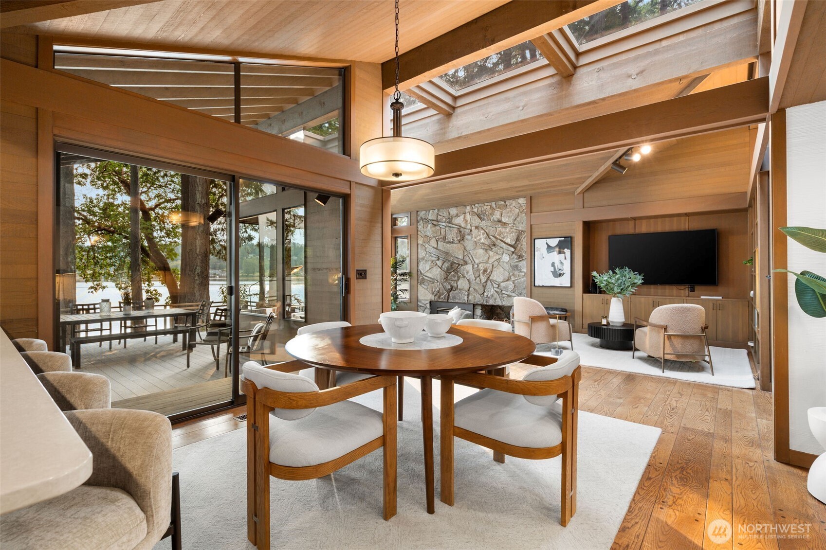 20925 Indianola Road