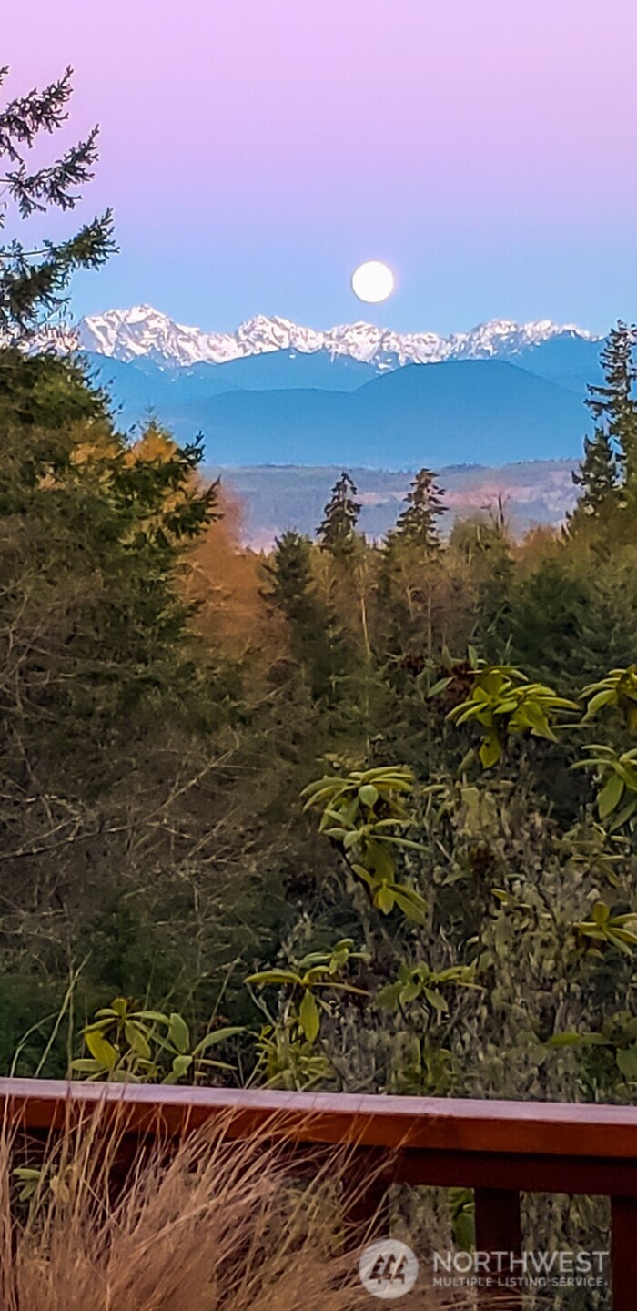 2013 NW Valkyrie Lane