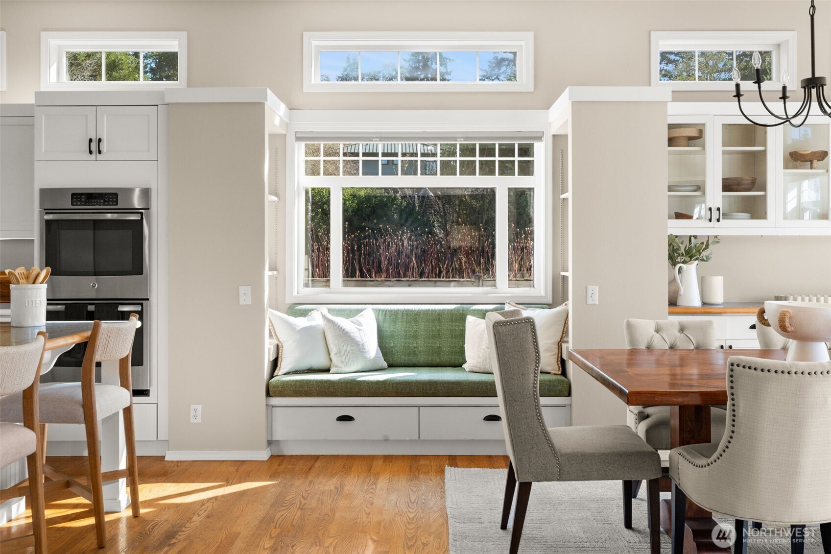 14735 Henderson Road NE