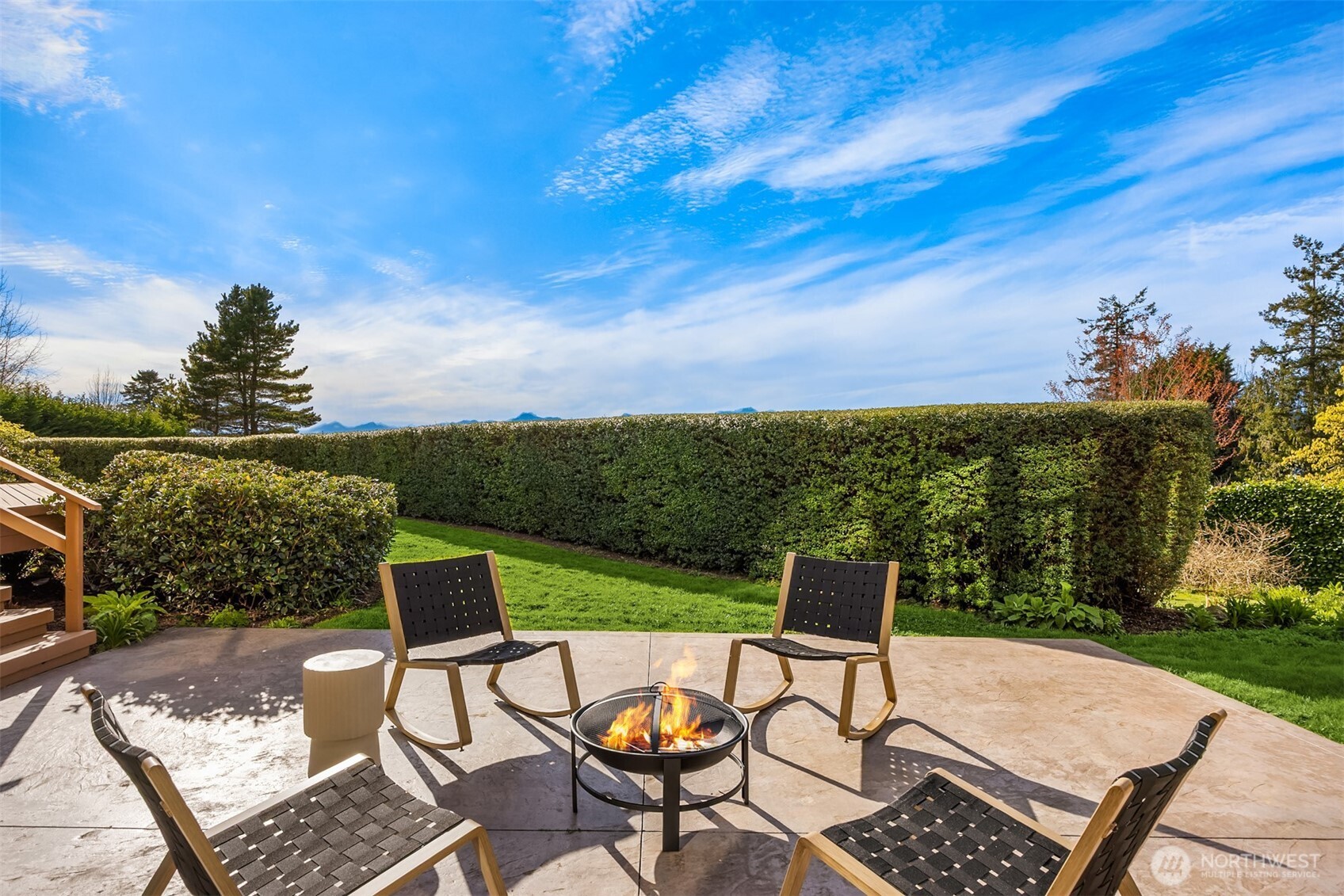 14735 Henderson Road NE