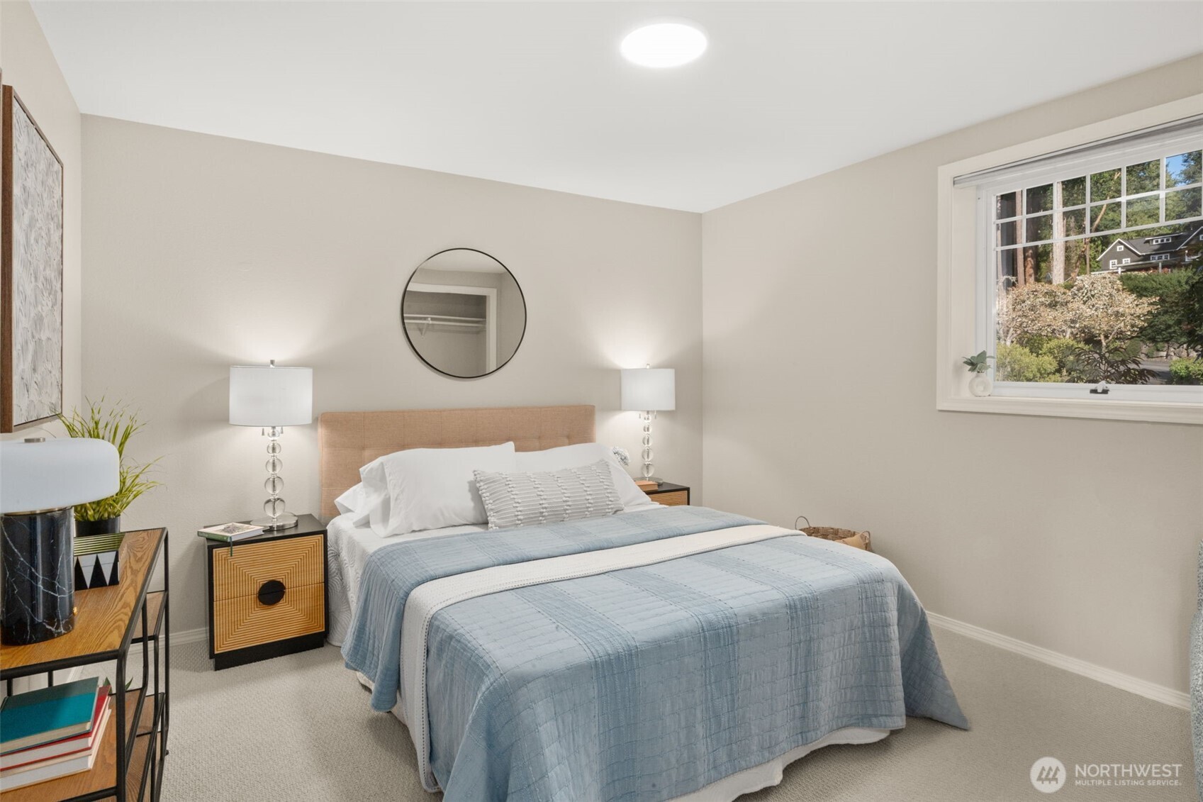 14735 Henderson Road NE