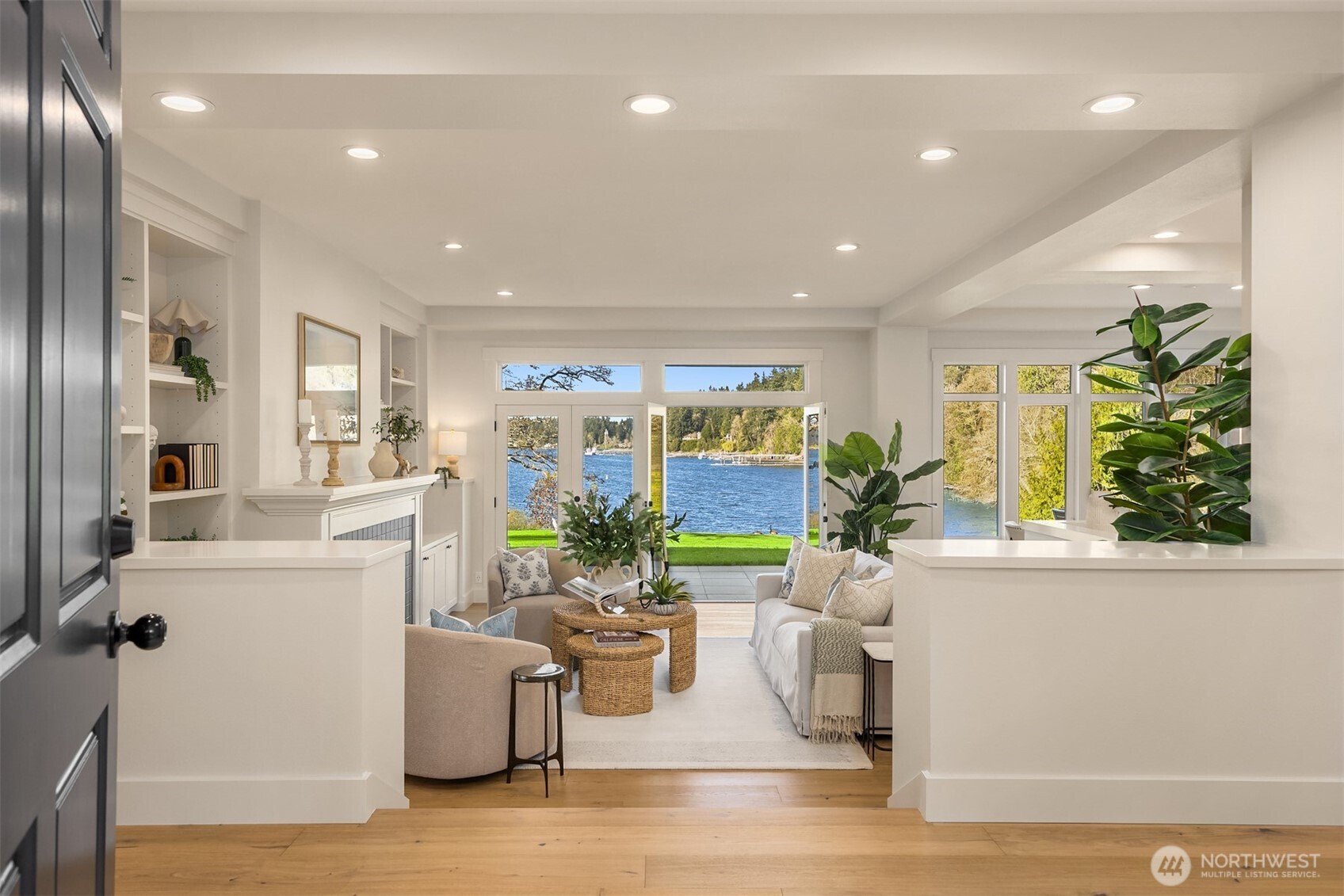 10478 Arrow Point Drive NE