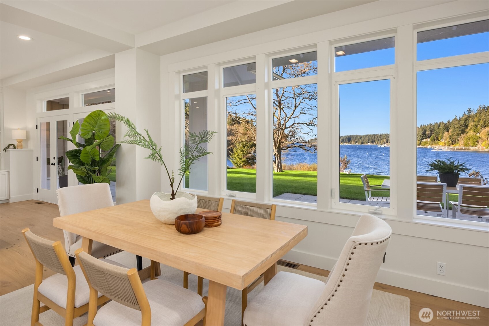 10478 Arrow Point Drive NE