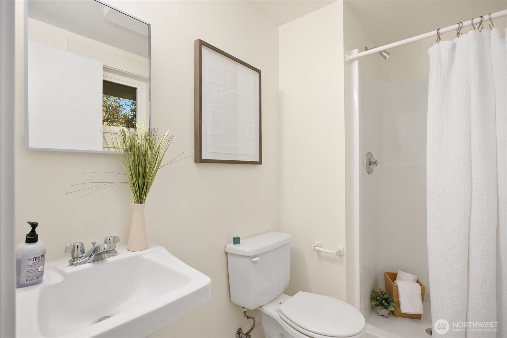 10478 Arrow Point Drive NE