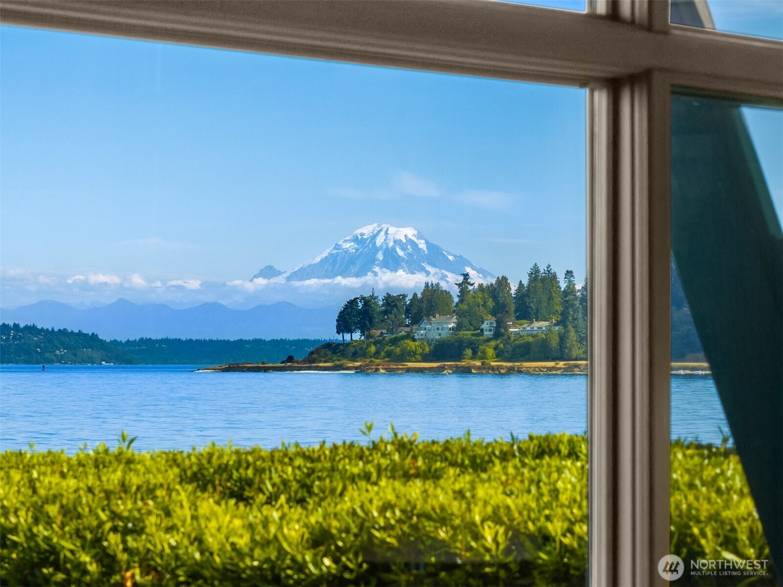 4290 Rockaway Beach Road NE