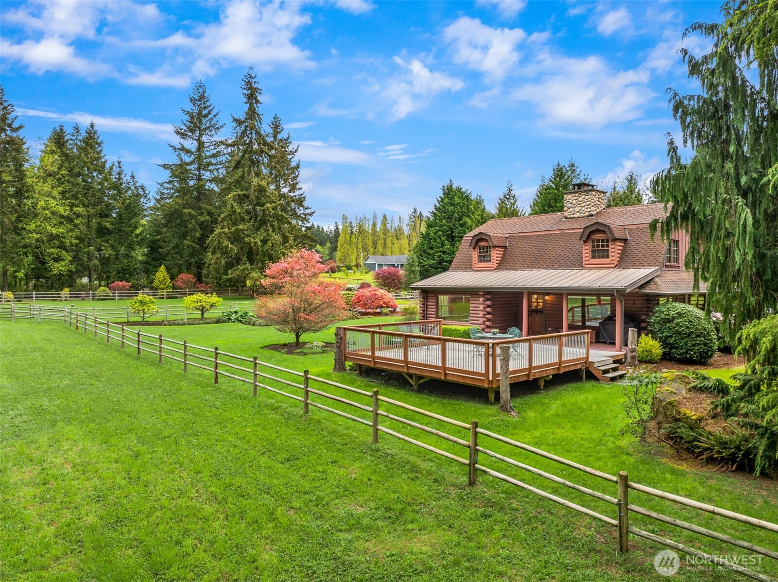 1916 Sawdust Hill Road NE