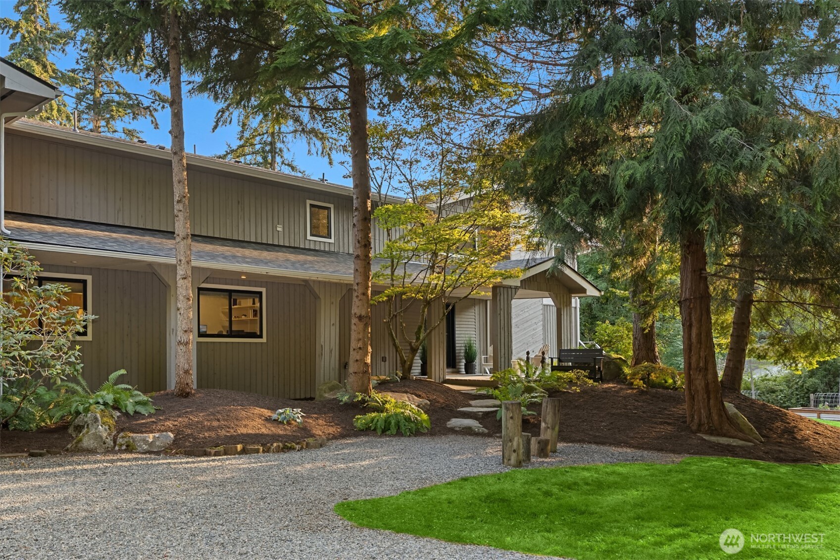 15041 Skogen Lane NE