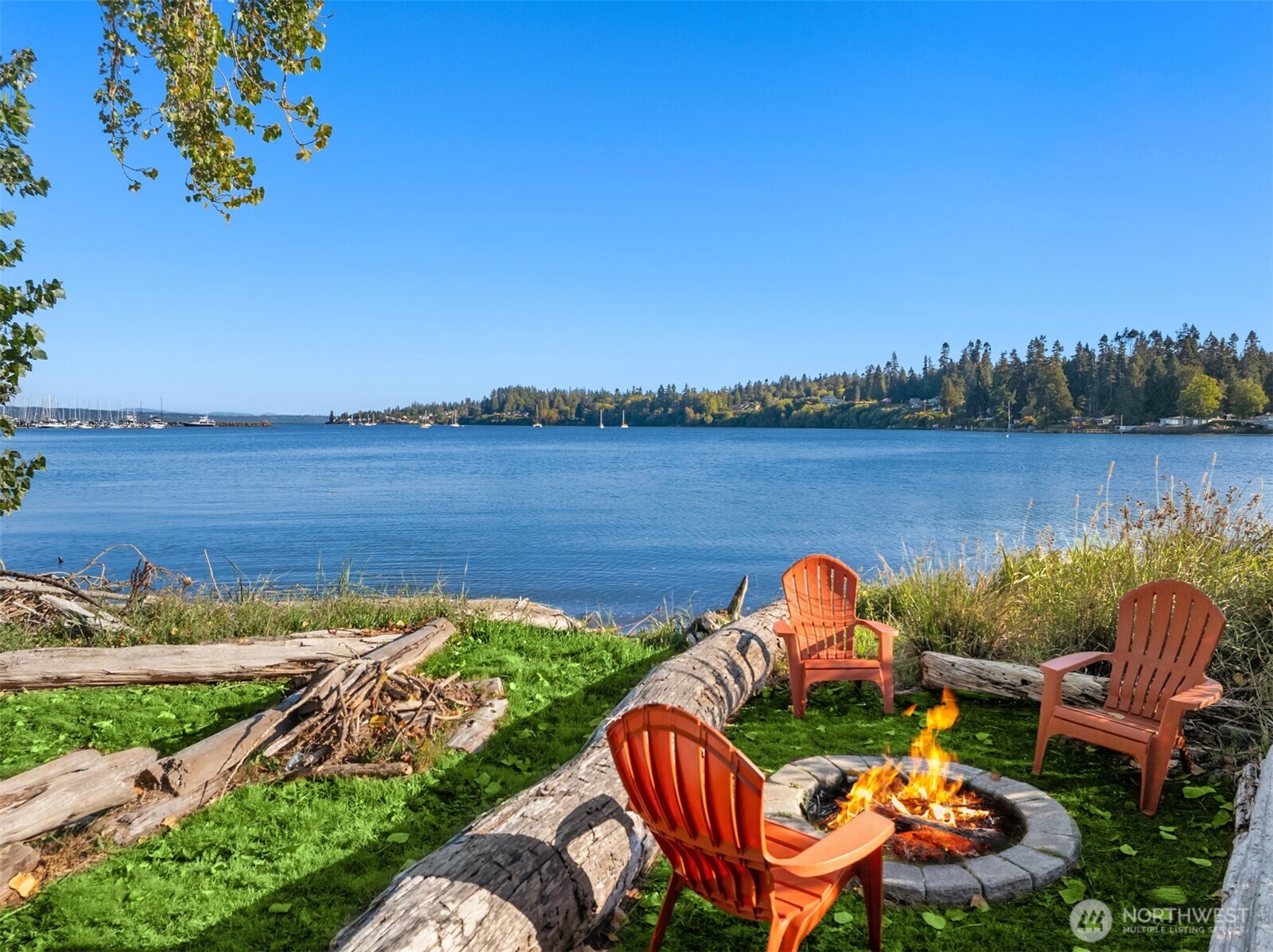 10737 NE West Kingston Road